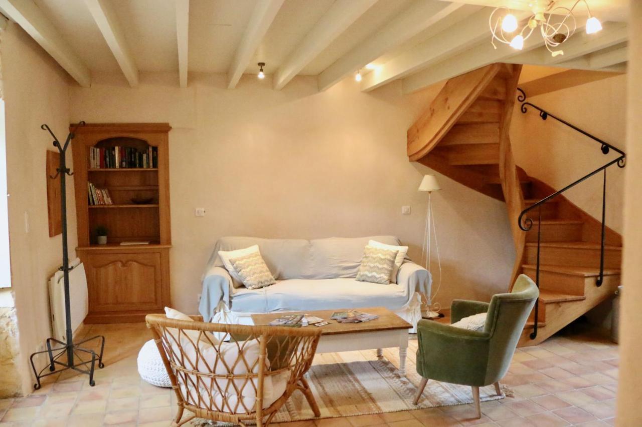 Vila Les Perroutis Saint-Alvère Pokoj fotografie